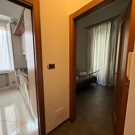 Holiday Guesthouse Salerno Exterior photo
